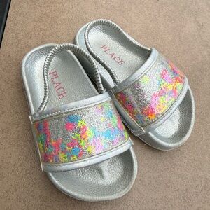 Place Silver Glitter Kids' Slide Sandals with Neon Star Confetti